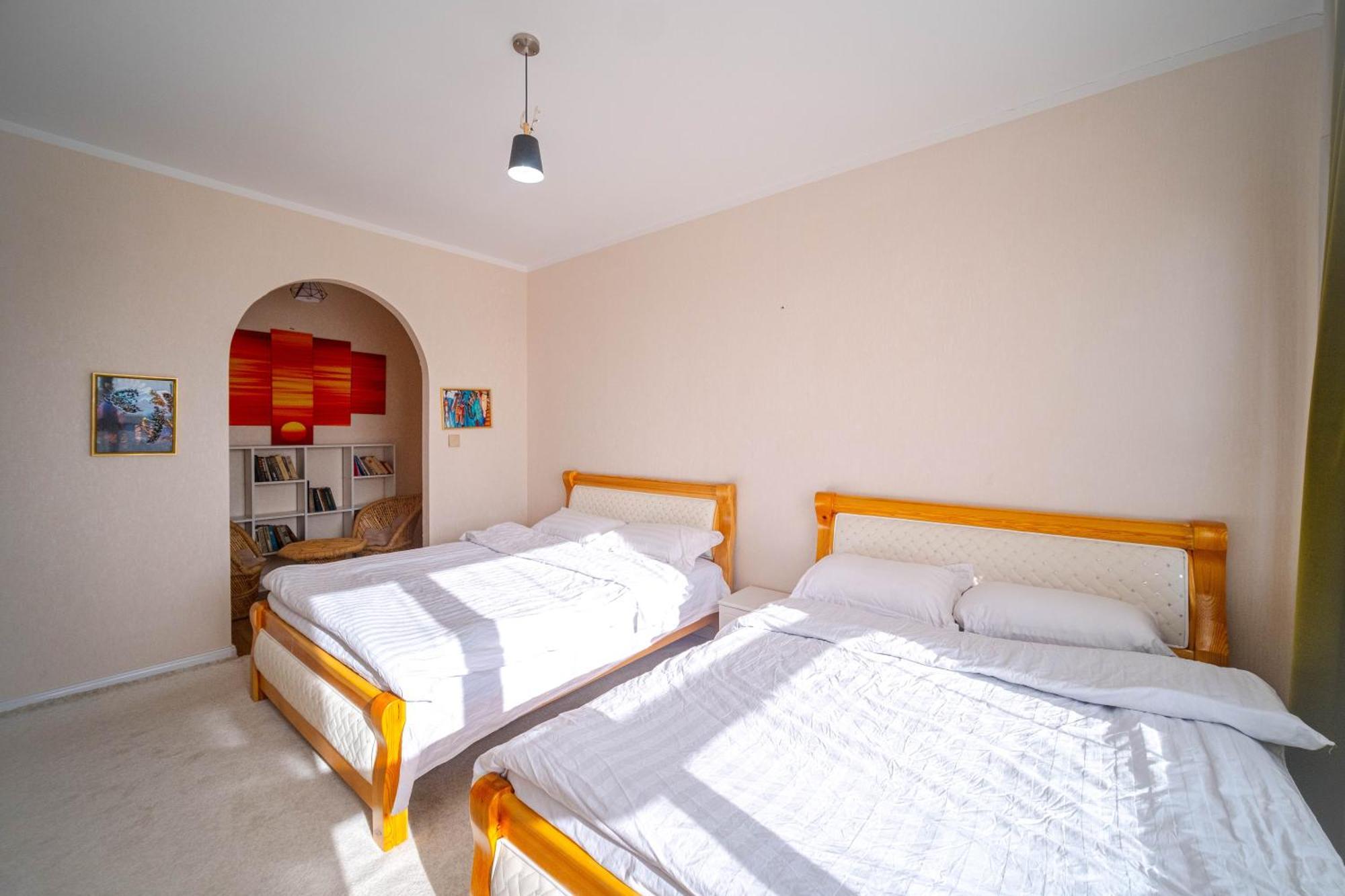 Eagle Town Serviced Apartment Oelan-bator Buitenkant foto