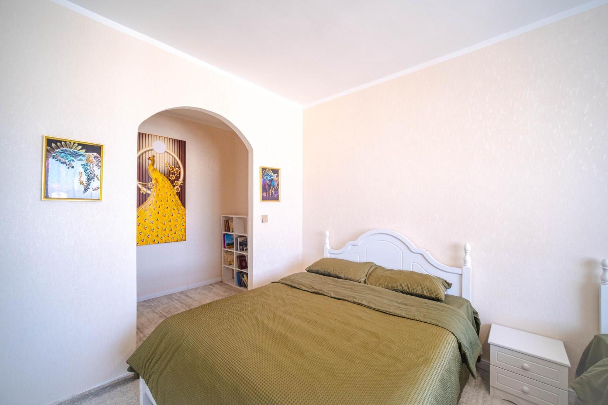 Eagle Town Serviced Apartment Oelan-bator Buitenkant foto