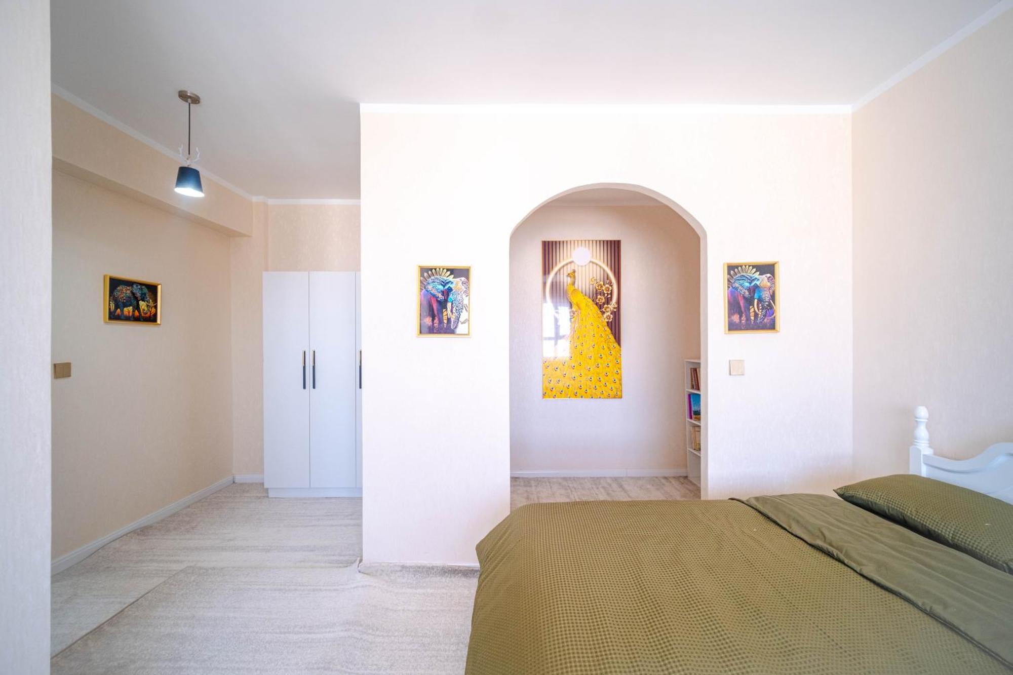 Eagle Town Serviced Apartment Oelan-bator Buitenkant foto