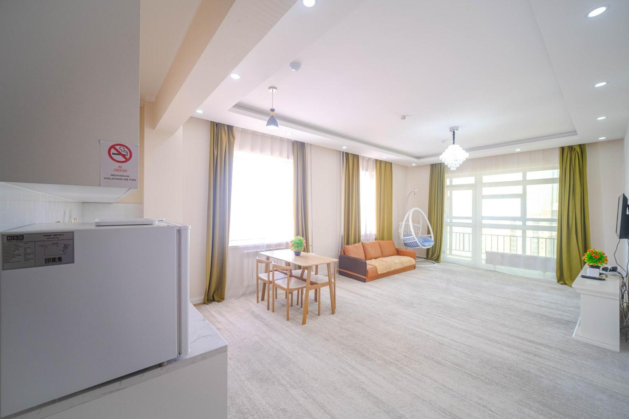 Eagle Town Serviced Apartment Oelan-bator Buitenkant foto