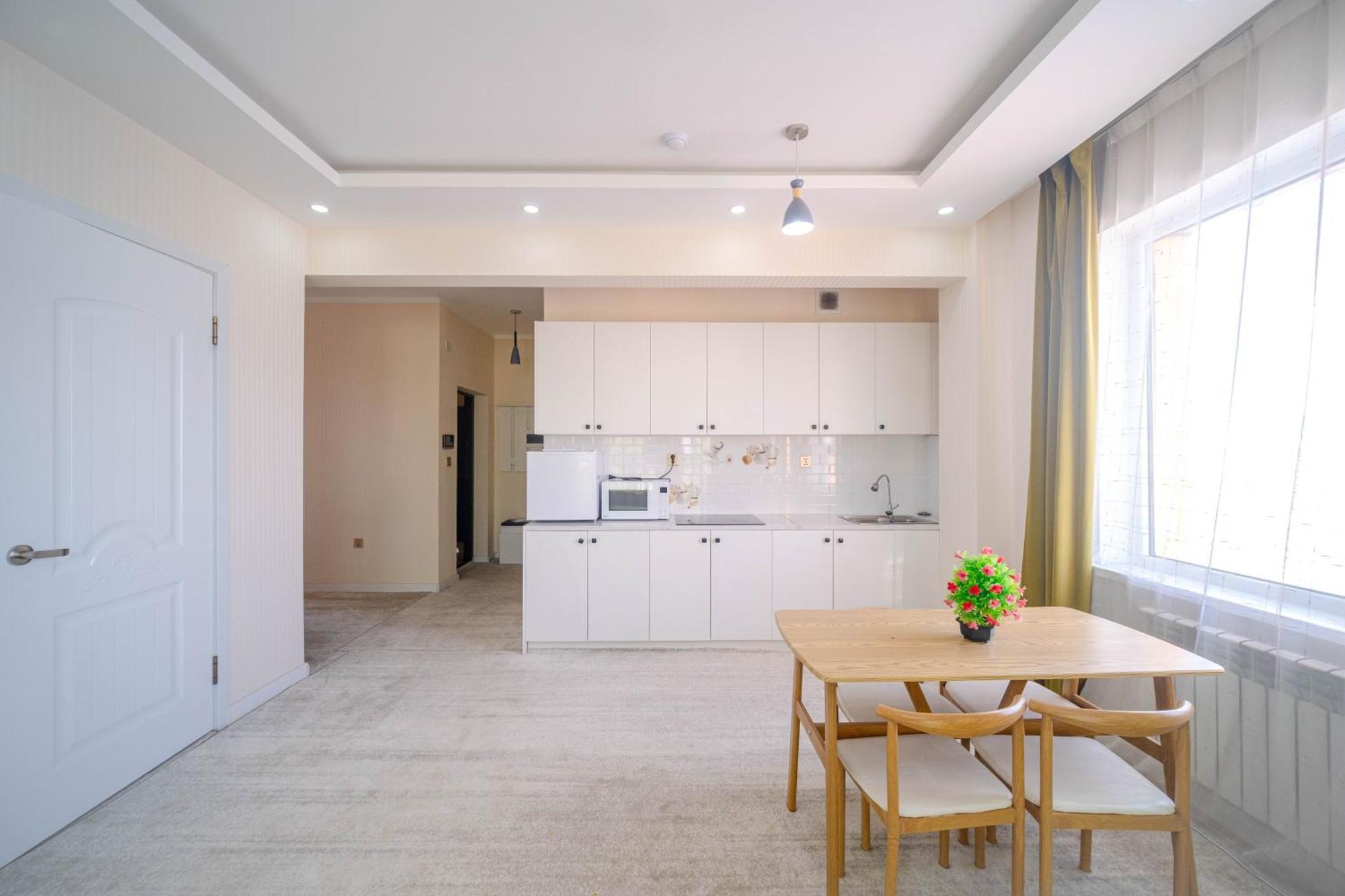 Eagle Town Serviced Apartment Oelan-bator Buitenkant foto