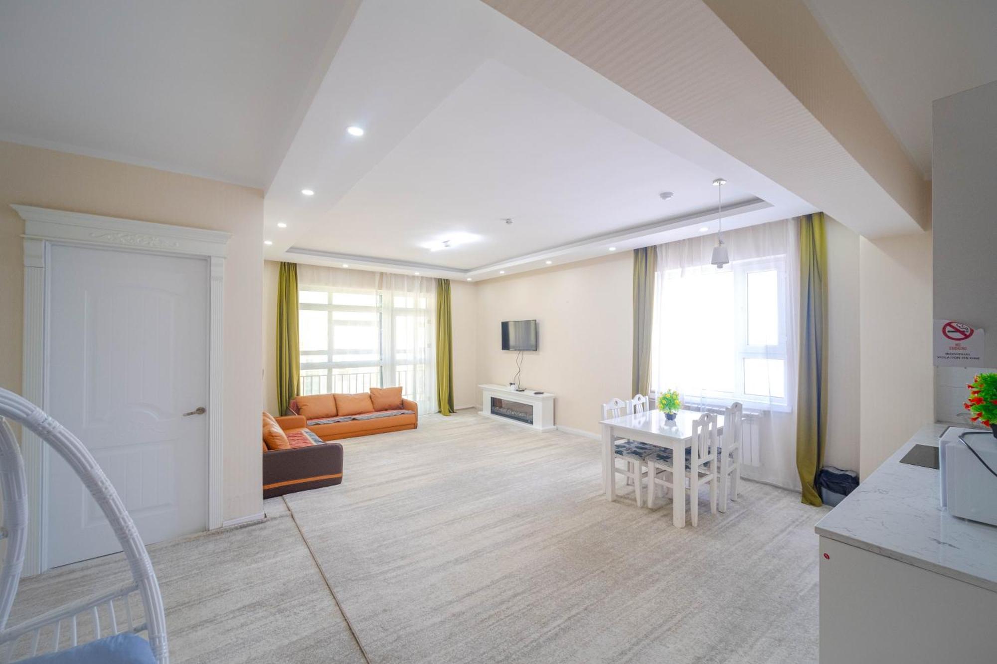 Eagle Town Serviced Apartment Oelan-bator Buitenkant foto